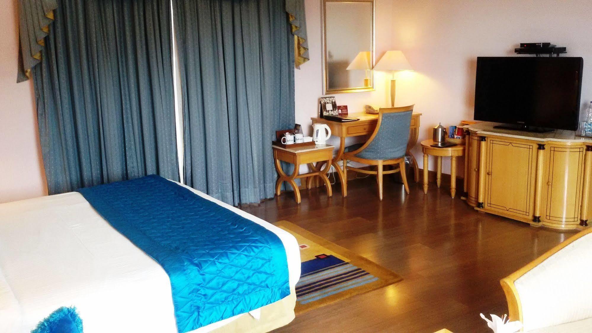 Park Plaza Chennai Omr Hotel Ngoại thất bức ảnh
